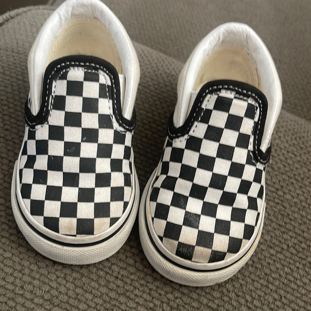 Toddler checkered Vans